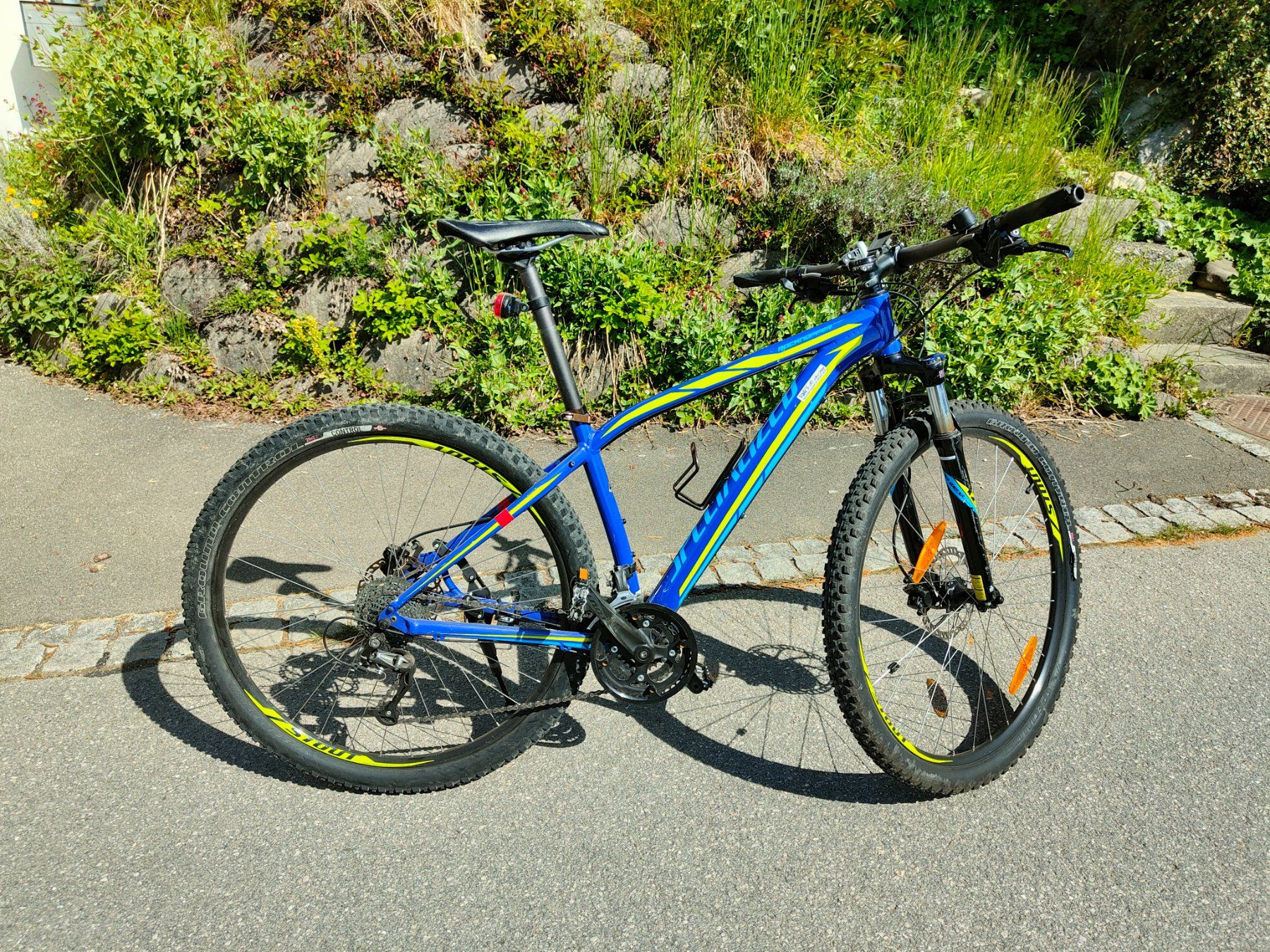 Specialized Biciclette: Specialized Rockhopper Bike – Usato da Rehetobel venduto da WAAFS