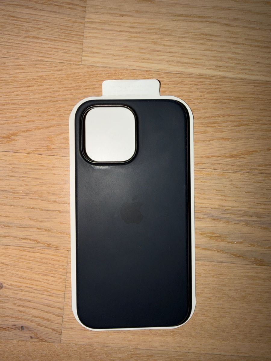 Apple Covers & Schutzfolien: Silicone Case Black iPhone 14 Pro Max perfect – Gebraucht aus Zürich von fra89zh