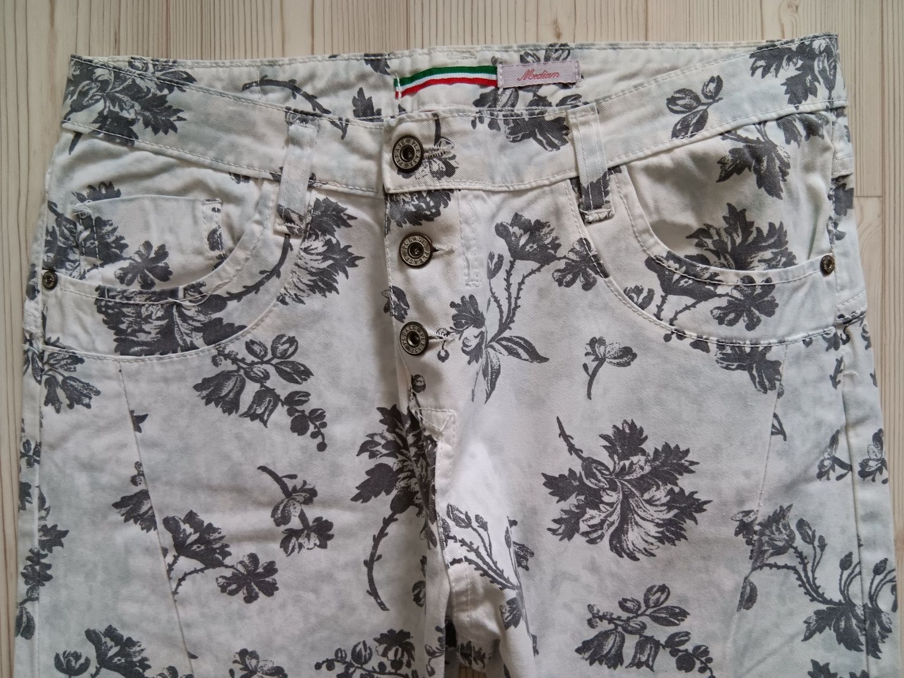 Please Jeans Jeans: PLEASE P78 Jeans taille / Grosse M – Usato da Cossonay-ville venduto da Super-Price-Quality 1
