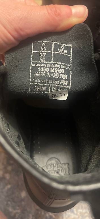Herrenschuhe: Dr. Martens black Edition NEU Gr. 37 NP 200.- – Gebraucht aus Cham von bree88 4