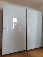 Kleiderschrank mit Schwebetüren