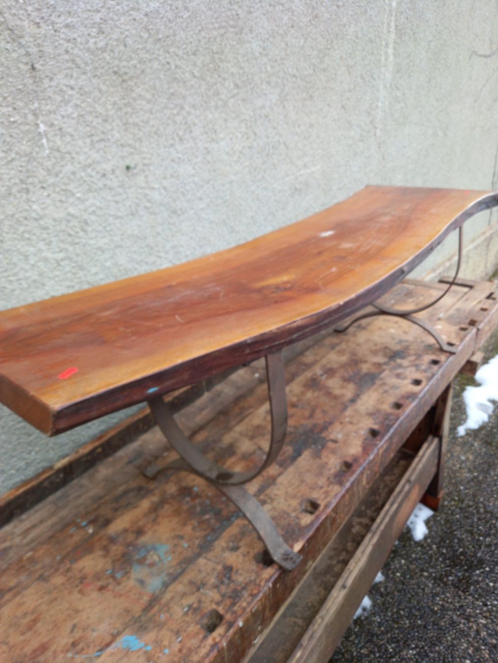 Panchine: Banc de fabrication artisanale – Usato da Noiraigue venduto da pel_ny7d