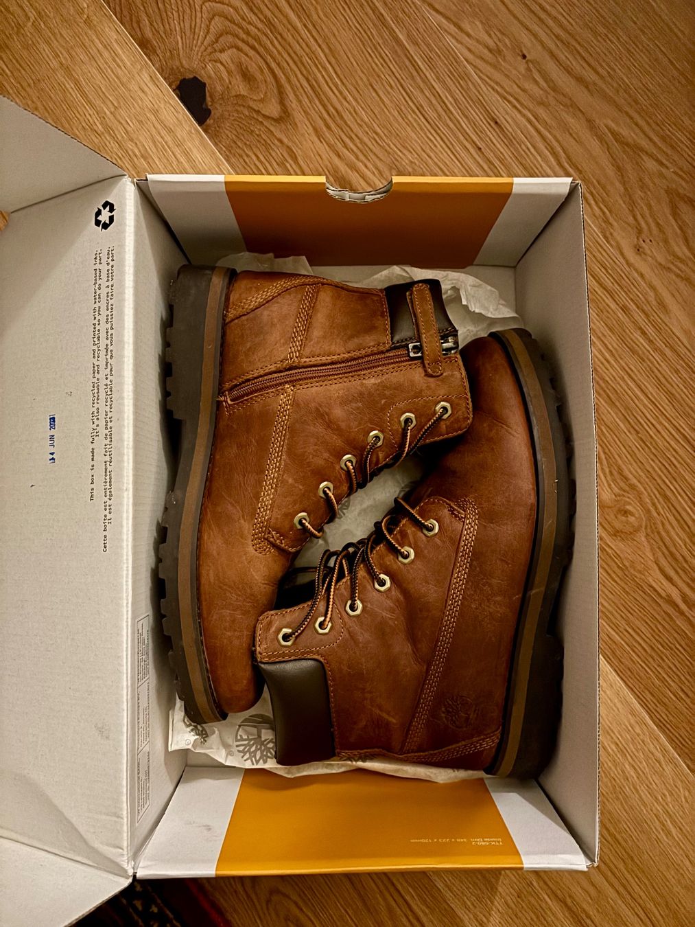 Timberland Scarpe per ragazzi: Timberland Leder Boots, Braun, Grösse 39! – Nuovo (secondo la descrizione) da Wangen ZH venduto da tel_gxb5 1