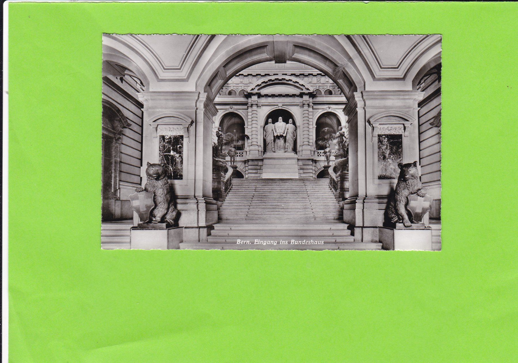 Cartoline postali: Bern-Eingang ins Bundeshaus – Usato da St. Peterzell venduto da neckertal