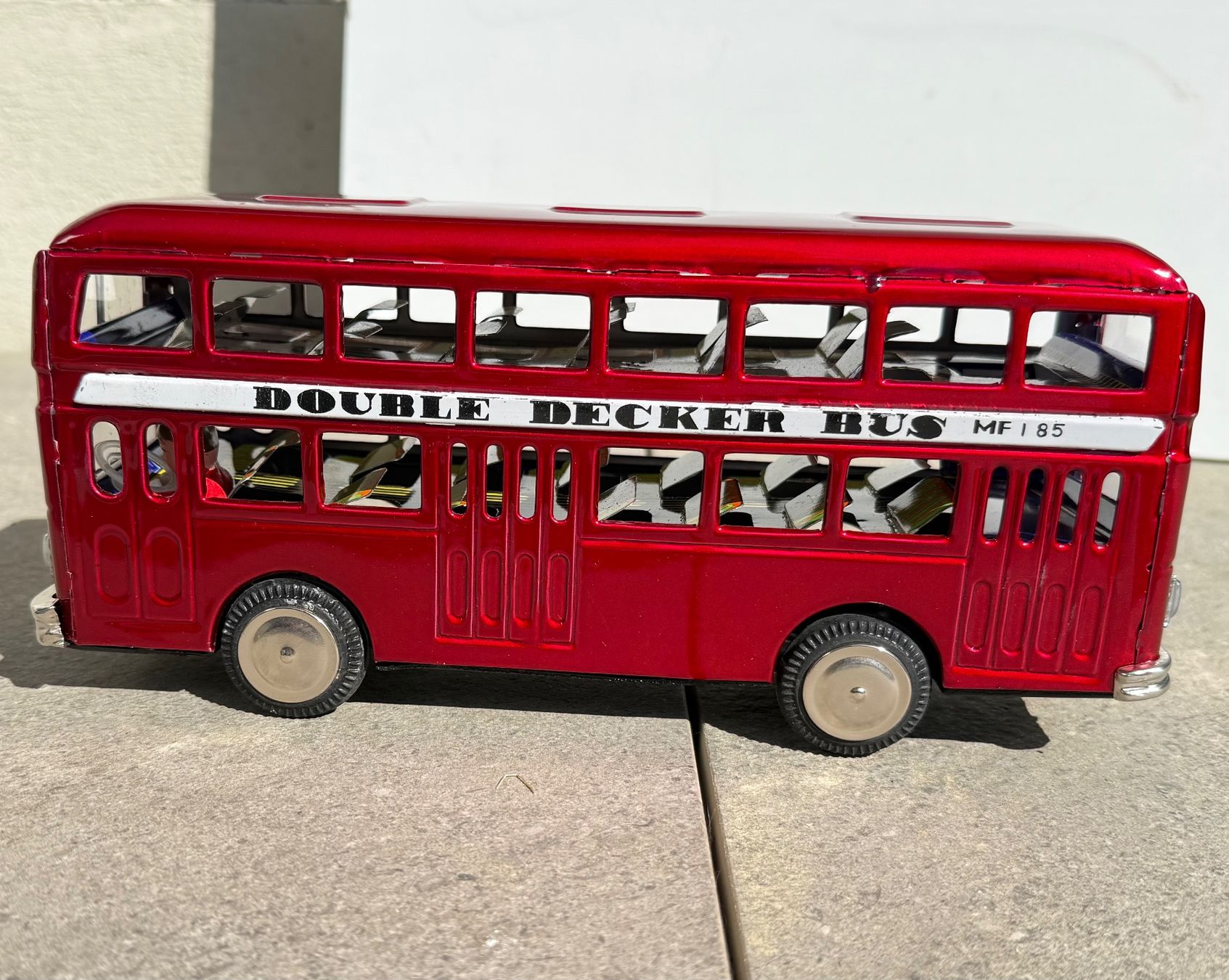 Modellini d'auto: Double Decker Bus en tôle lithographiée MF 185 – Usato da Denges venduto da peumens 4