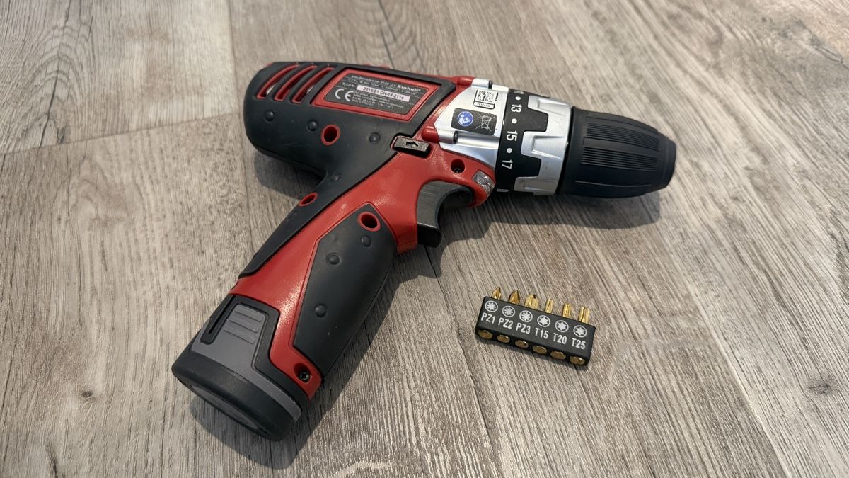 Einhell Alle Werkzeuge: Einhell Tool-Set Akkuschrauber Multfunktion-Schleif + Lampe – Gebraucht aus Pfeffingen von AuktionatorX 4