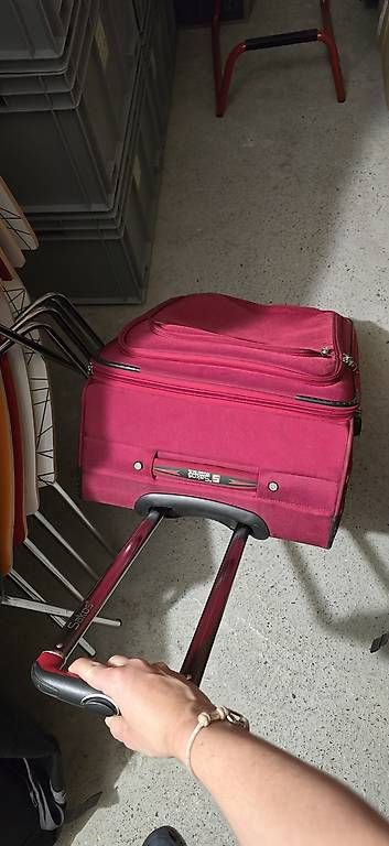Valigie: Reisekoffer – Usato da Thun venduto da Chantalhirt 1
