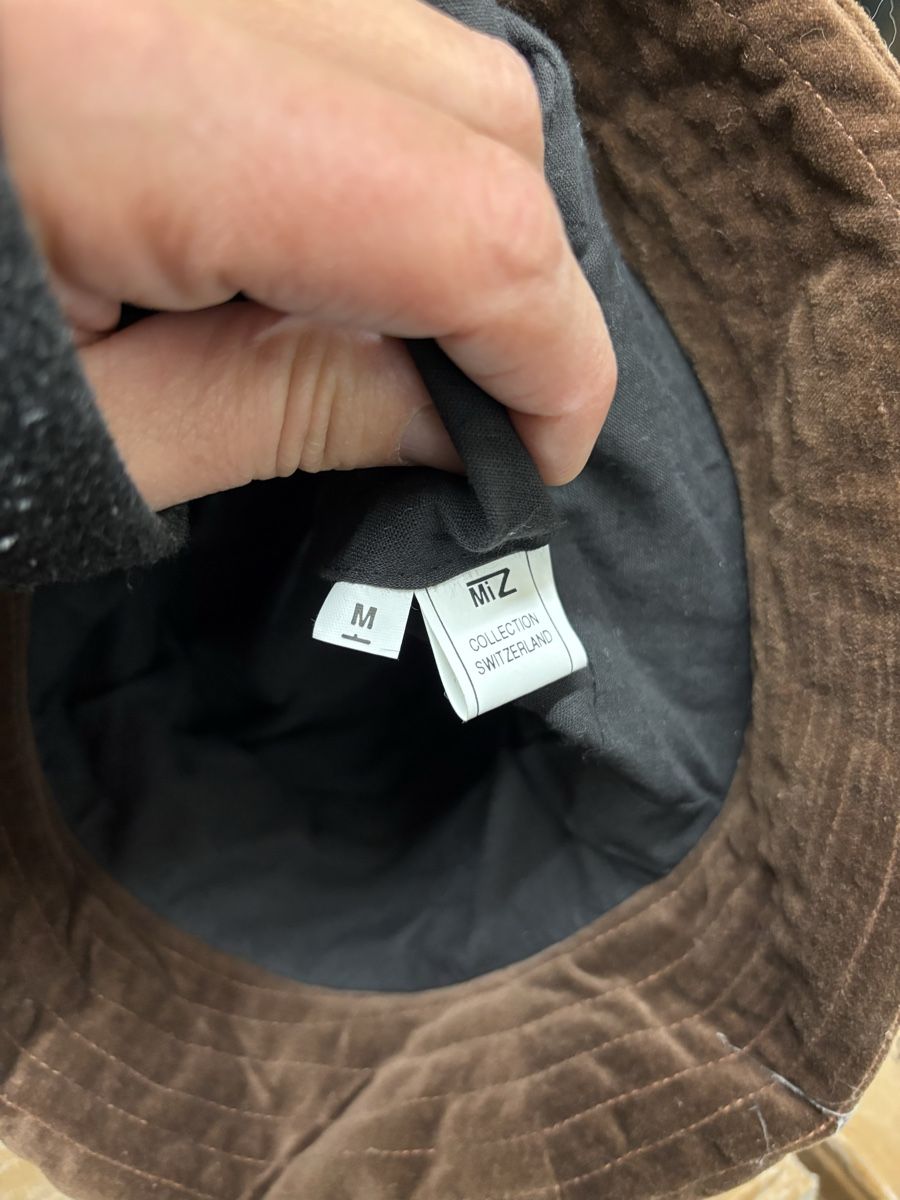 Copricapi, berretti & cappellini: Damenhut – Usato da Seewen SZ venduto da buqe 5