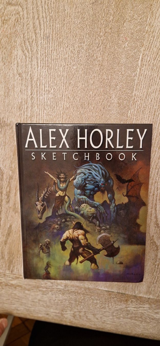 Bücher: Alex Horley sketchbook – Gebraucht aus Burgdorf von maj_swz8