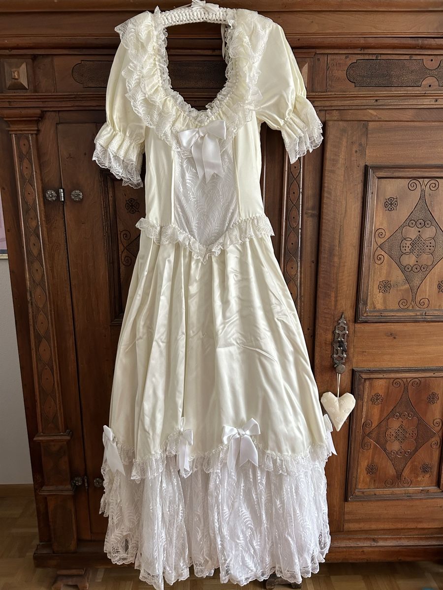 Kostüme: Kleid Barock Hochzeit Biedermeier Ball – Gebraucht aus Birsfelden von Exclusivity 2