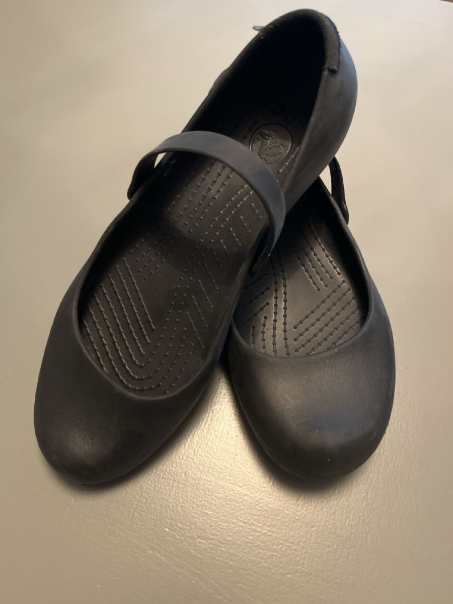 Crocs Chaussures femmes: Crocs Ballerinas schwarz W10 – D'occasion à Bern par Baeredraeck1