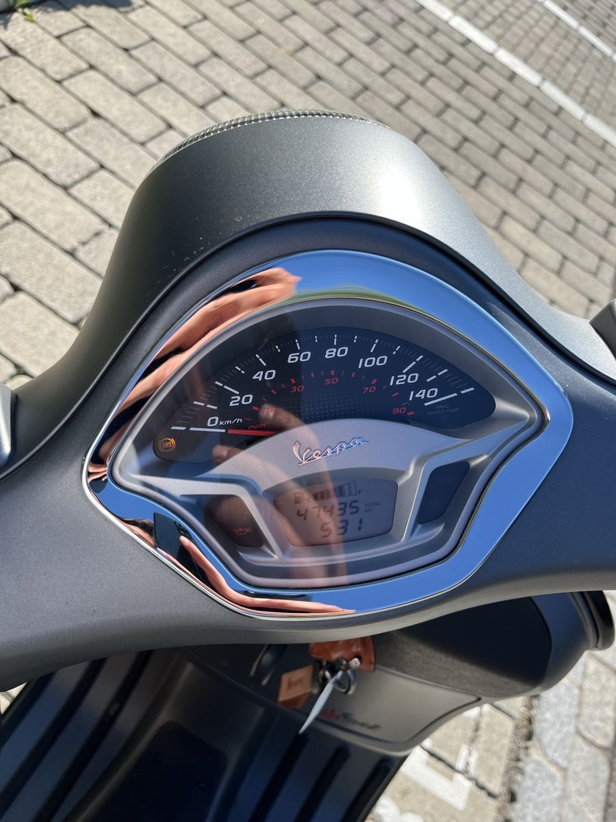 Vespa Scooter: Vespa 300 GTS Super Sport – Difettoso da weinfelden venduto da racer_50 7