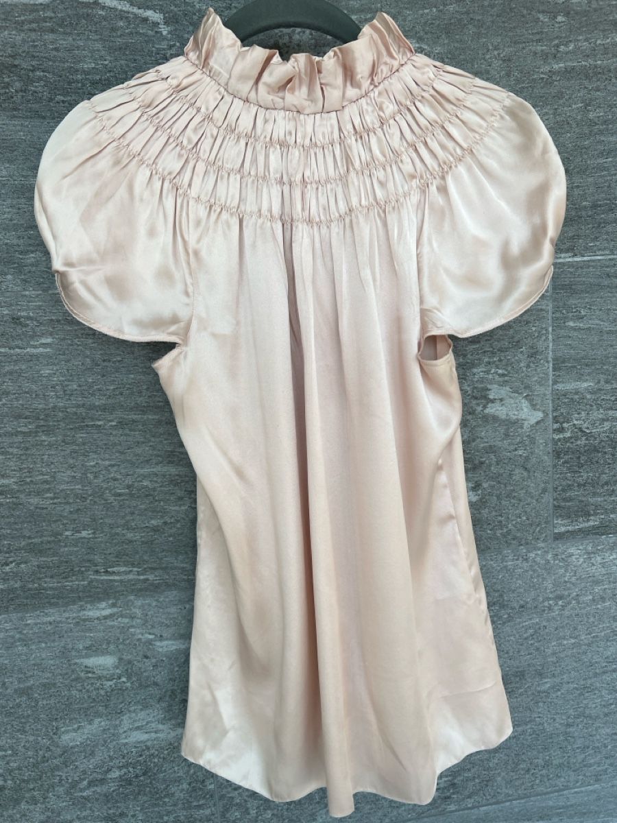 Camicette: Prada blouse size 40 pink silk smocked short sleeve good con – Usato da Luzern venduto da TIsabel 3