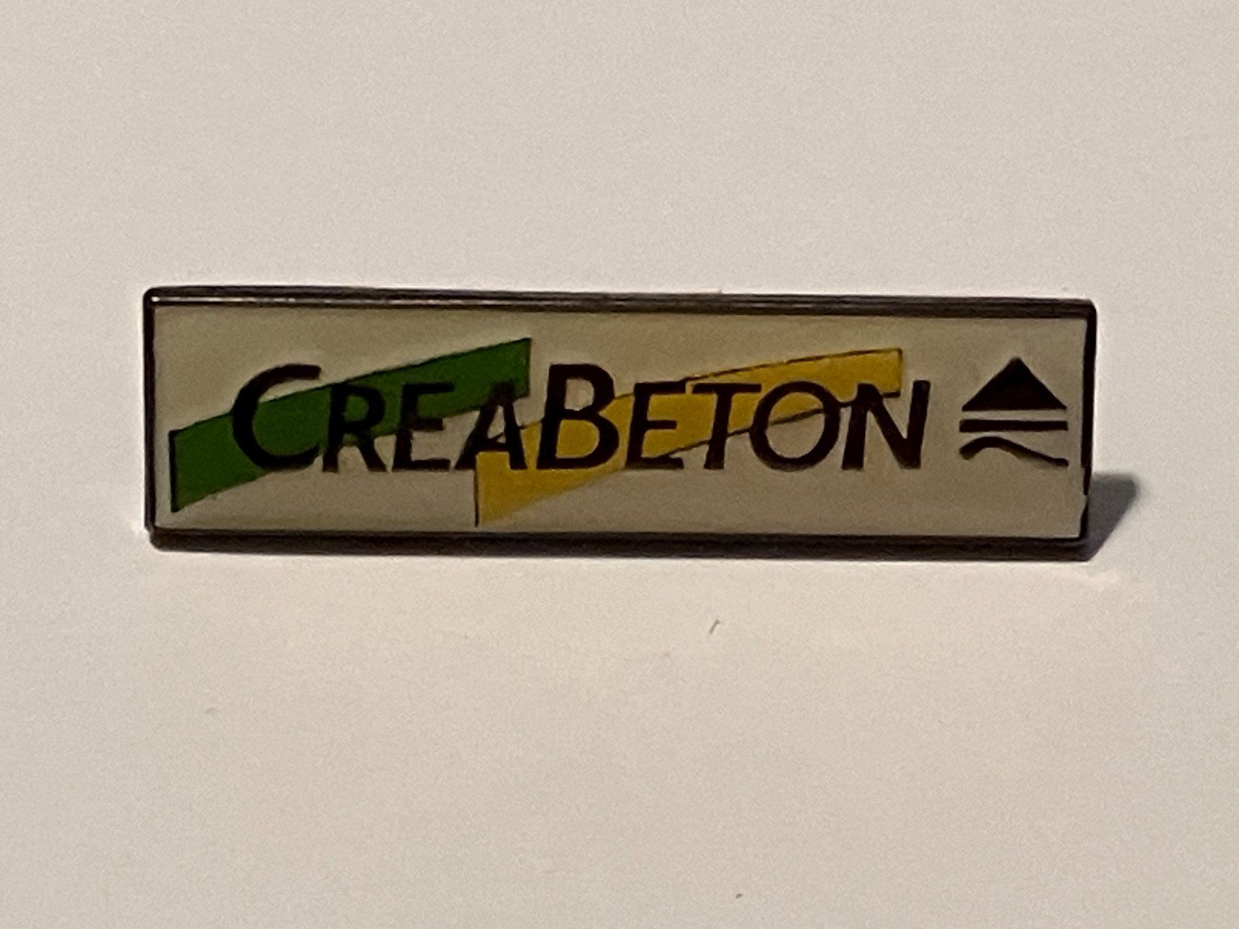 Placchette & Badge: 1 Pin Creabeton – Usato da Basel venduto da djwwpp