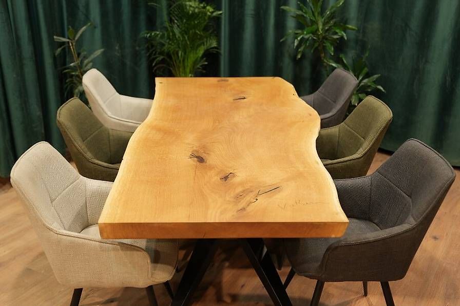 Tavoli: Baumscheibentisch aus 1 Stück – Usato da Walchwil venduto da Swissdesign_Haag 4