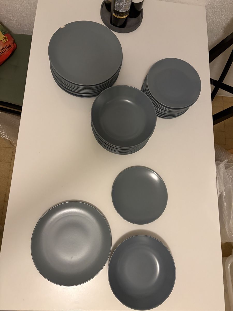 Ikea Geschirrsets: Teller Set Ikea – Gebraucht aus St. Gallen von ann_62px 2