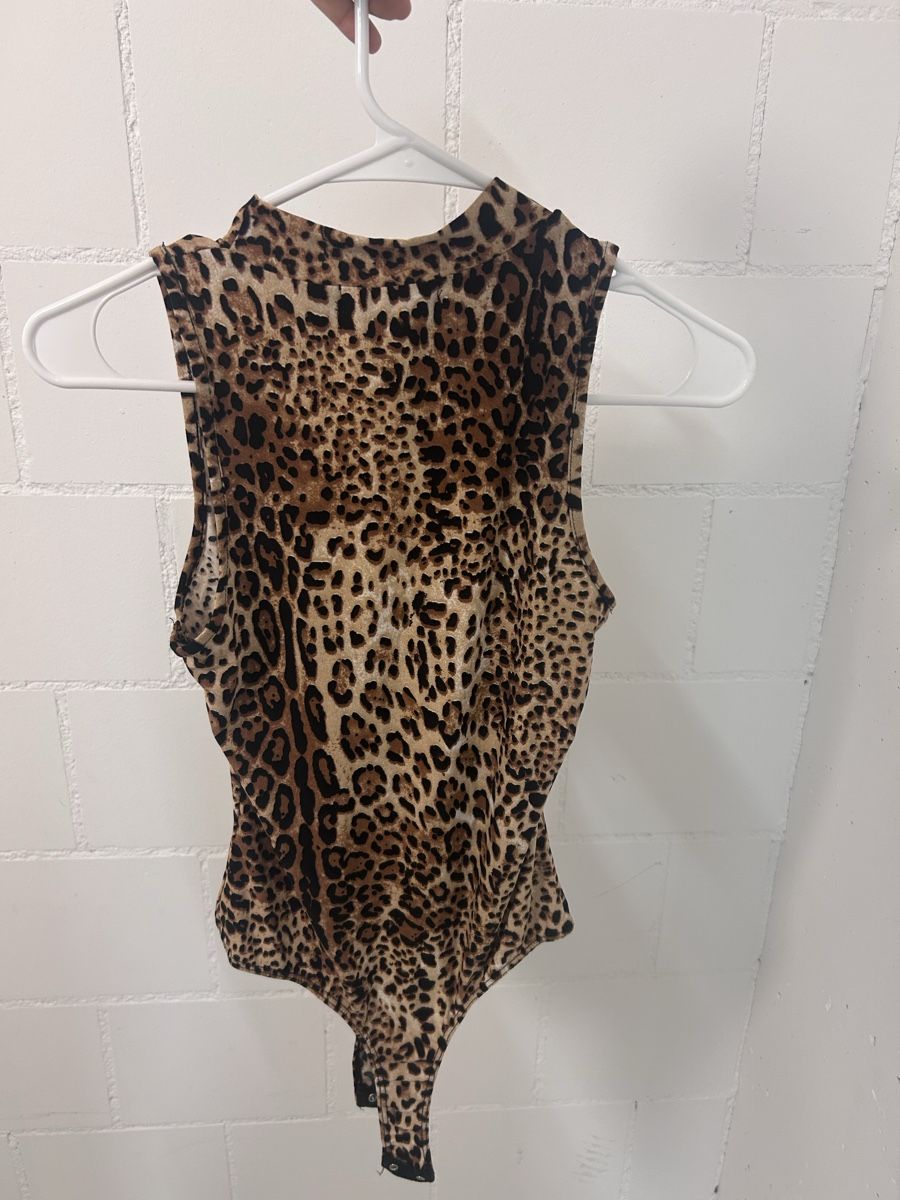 Tops: Sleeveless Bodysuit Leopard Print – D'occasion à Belp par jan_6yvx 1
