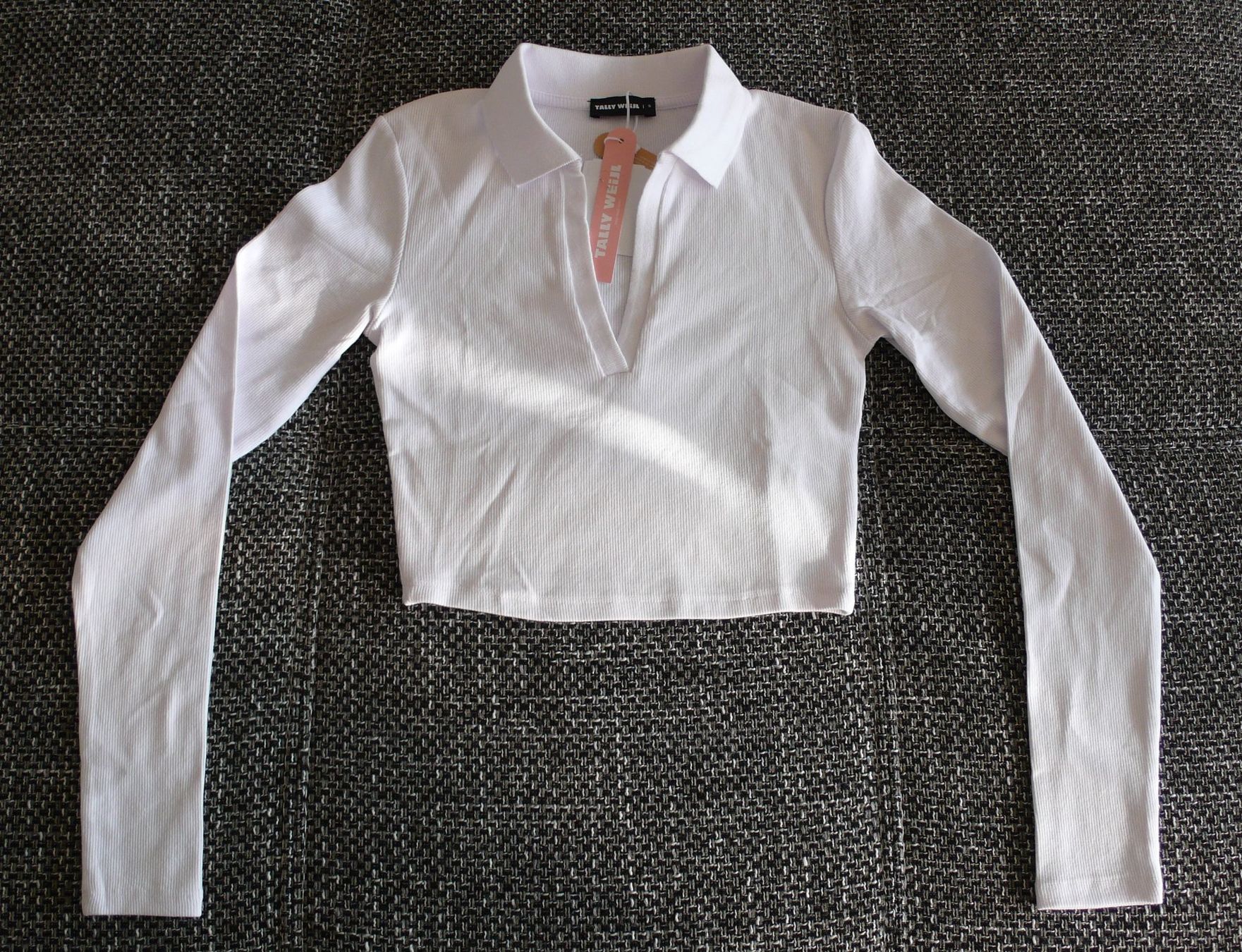 Tally Weijl Lotti di vestiti: Kleiderpaket 5 Oberteile, Pullover, Tops, teilweise neu – Usato da Birmenstorf AG venduto da tritonius 3