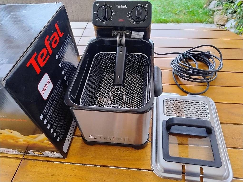 Appareils de cuisine: Friteuse 3 L – D'occasion à Remaufens par Zuklehero 1