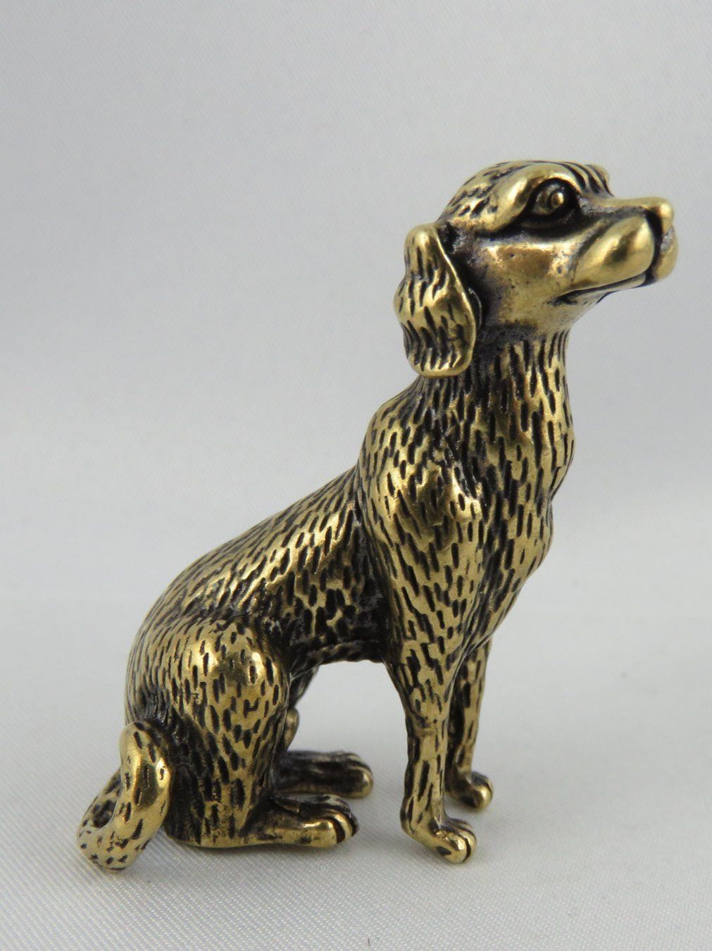 Statuette: HUNDLI - Messing Figur - Dekoration - 5,5x3,5cm – Nuovo e nell'imballaggio originale da Grenchen venduto da Yamahwildstar16