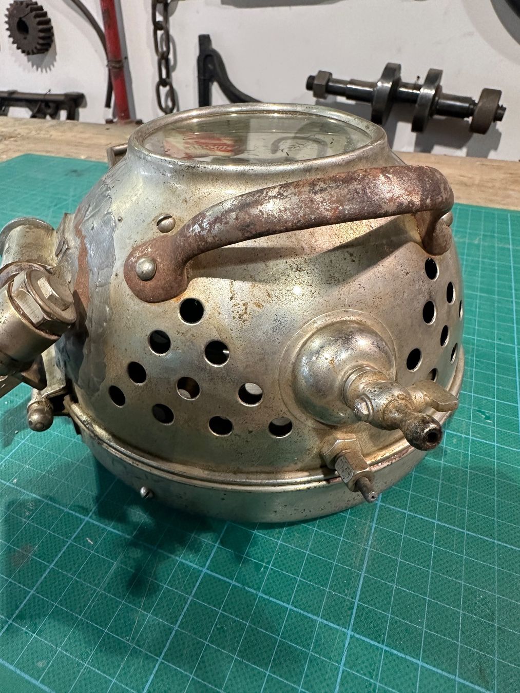 Scheinwerfer: Lucifer Karbidlampe für Oldtimer – Gebraucht aus Luzern von Fracht-Design 5