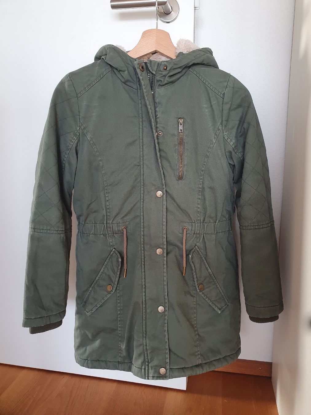 C&A Giacche & Cappotti: Wintermantel Gr. 152 – Usato da Villars-sur-Glâne venduto da richardette
