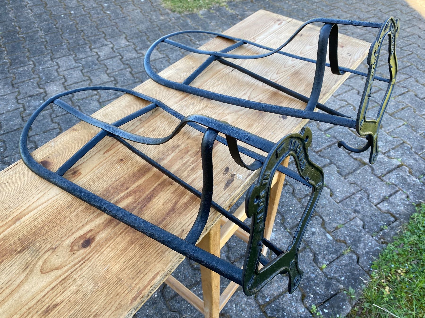Selle & Accessori: 2 schöne alte Sattelhalter aus England – Usato da Feldbach venduto da Fea1 6