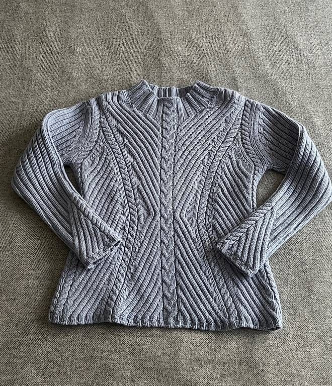 Maglioni & Felpe: Zwei Damen Wollpullover Grösse M (pro Stück) – Usato da Basel venduto da Findus78 3