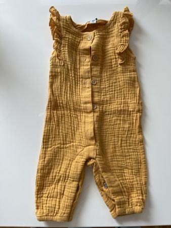 Gelber Jumpsuit Gr. 3 Mt./62