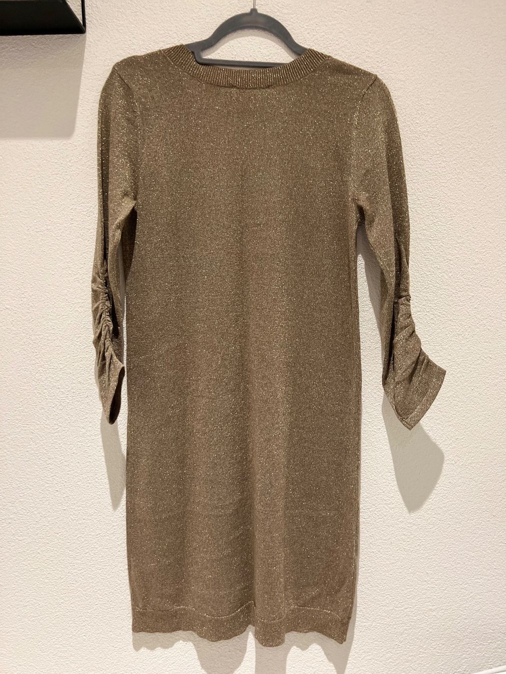 Vestiti: Bellissimo Vestito – Nuovo (secondo la descrizione) da Bellinzona venduto da bul_mvy5 2
