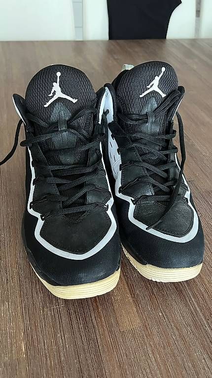 Jordan Scarpe da uomo: Snikers Jordan Super Fly 2 – Usato da Hoeri venduto da negoziation 2