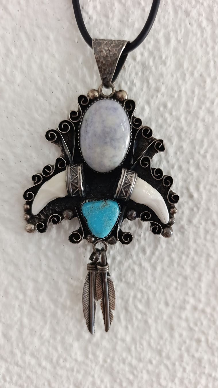 Ciondoli: Statement-Anhänger im traditionellen Native-American Style  – Usato da Arlesheim venduto da plu_b87r