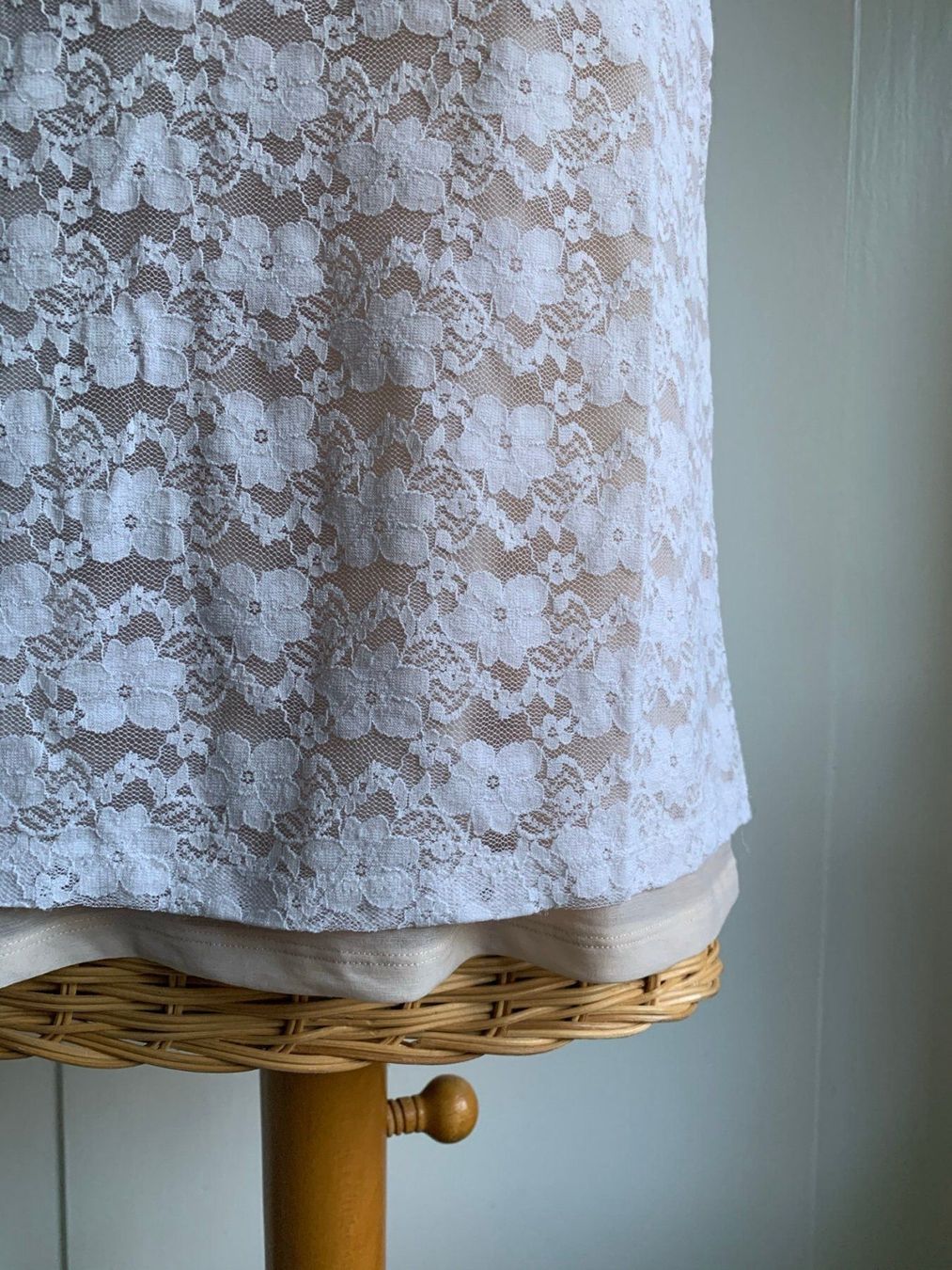 H&M Tops: Spitzentop nude-weiss - 36 – Gebraucht aus Zürich von Diazaio 1
