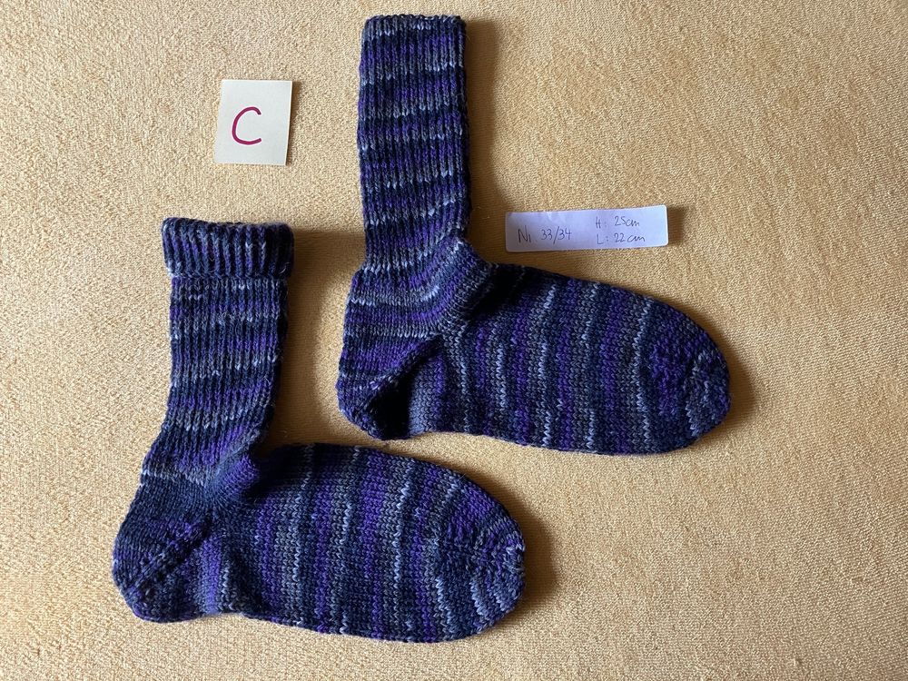 Neue handgestrickte Socken zur Auswahl Gr. 33/34 3