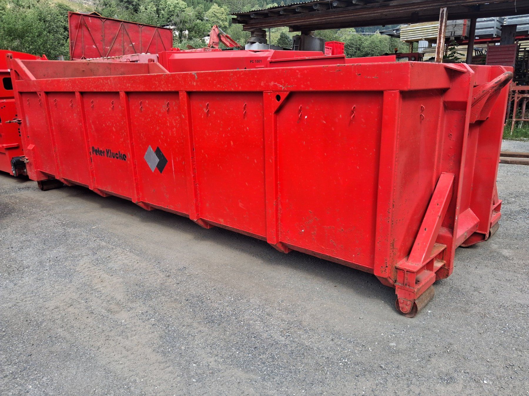 Conteneurs de construction: Abrollmulde ca. 20m3 mit Pendelladen Abrollcontainer – D'occasion à Klosters-Dorf par peter2016 2