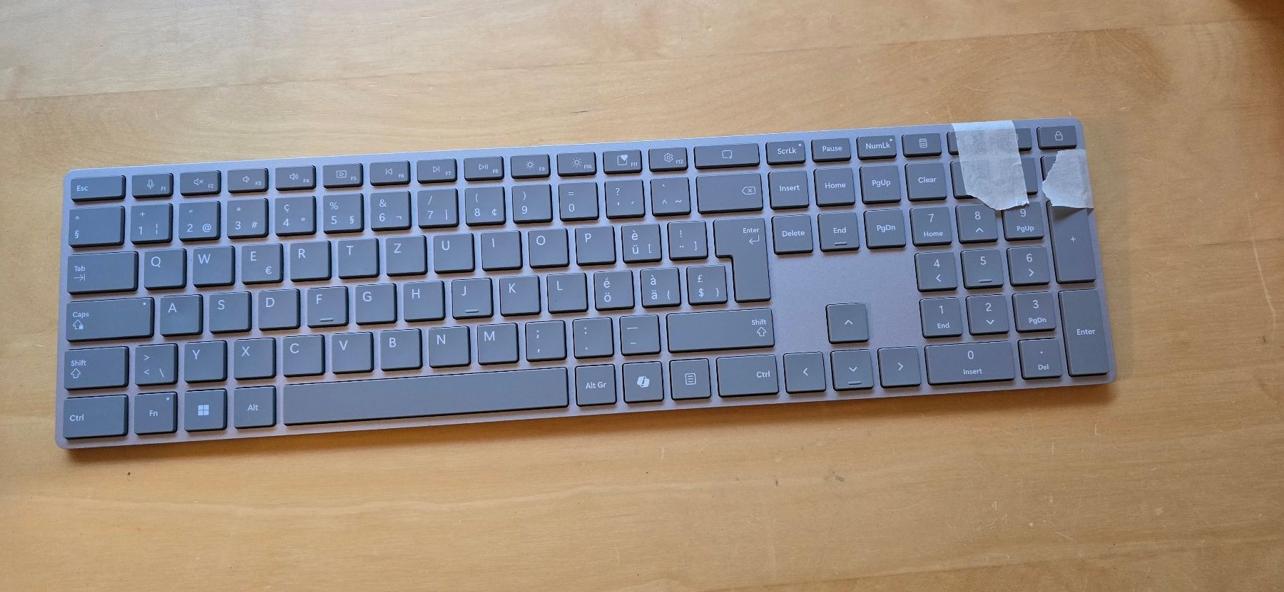 Microsoft Tastiere: Microsoft Surface Studio Keyboard for business – Usato da St. German venduto da SchlufiPeter86