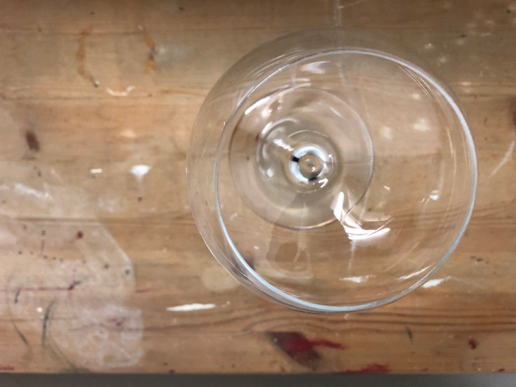 Bicchieri: Edles Weisswein Degustationsglas schön – Usato da Basel venduto da Cambes 2