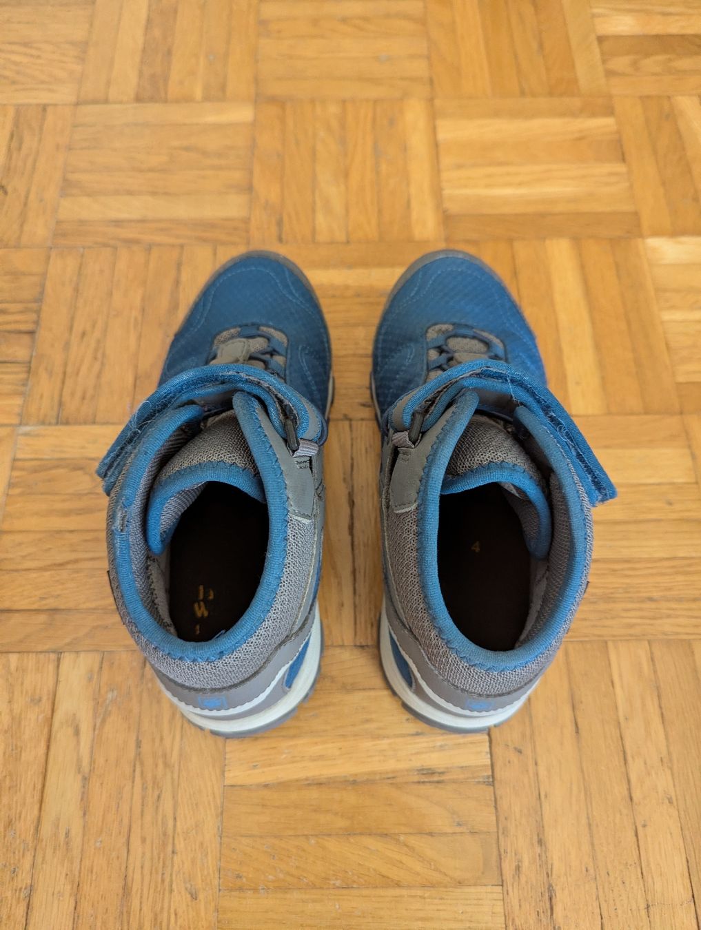 Jack Wolfskin Scarpe per ragazzi: Jack Wolfskin Jungen Wanderschuh Gr.34 – Usato da Lengnau AG venduto da sus_znf9 2