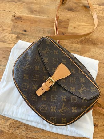 Louis Vuitton Jeune Fille MM Canvas