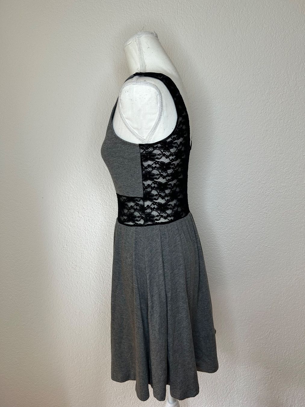 H&M Vestiti: H&M Kleid – Usato da St. Gallen venduto da look-twice 1