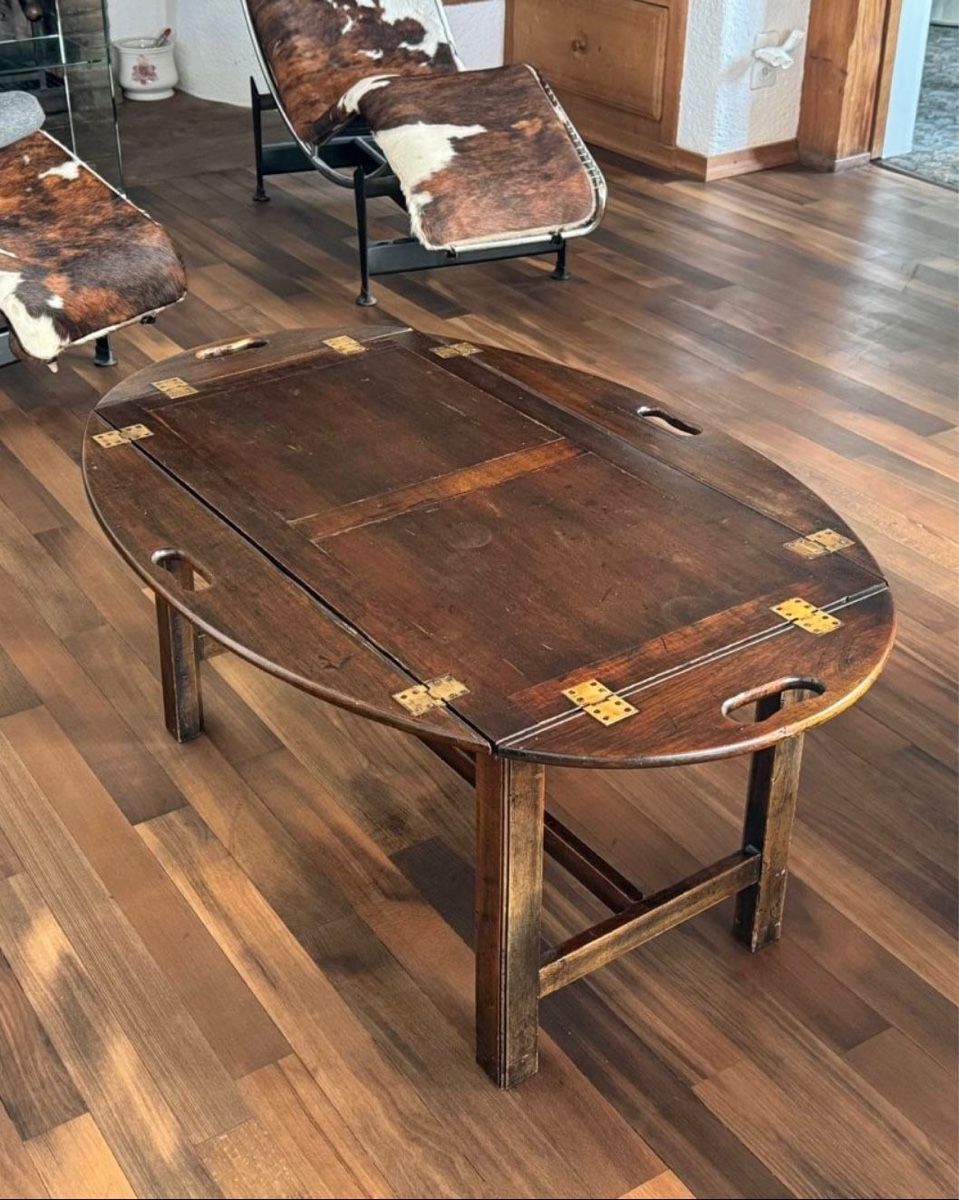 Tavoli: Holztisch / Wohnzimmer Tisch / Couchtisch – Usato da Solothurn venduto da NUVICO