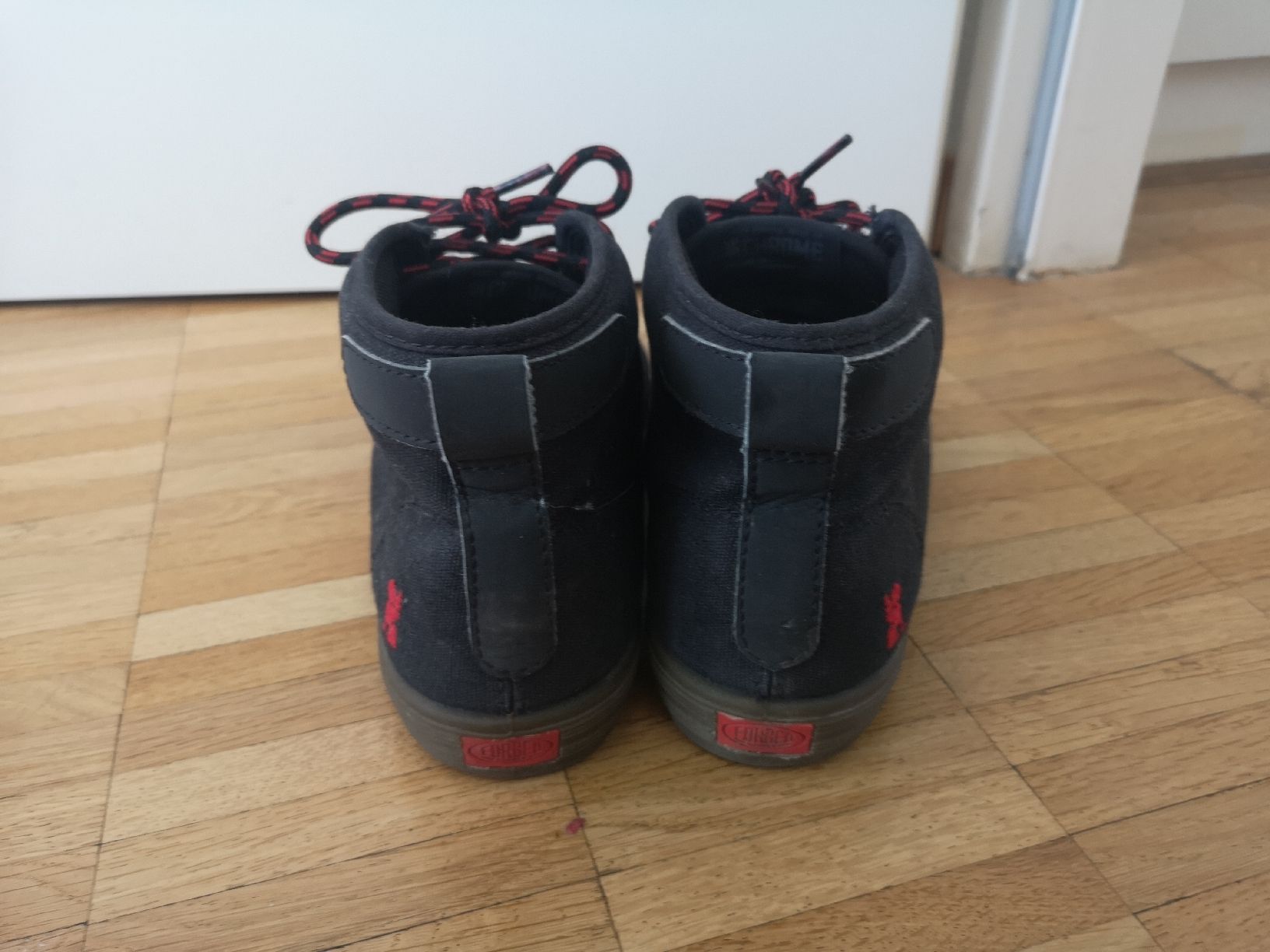 Scarpe da uomo: Chrome industries  – Usato da Carouge GE venduto da Thomastor 1