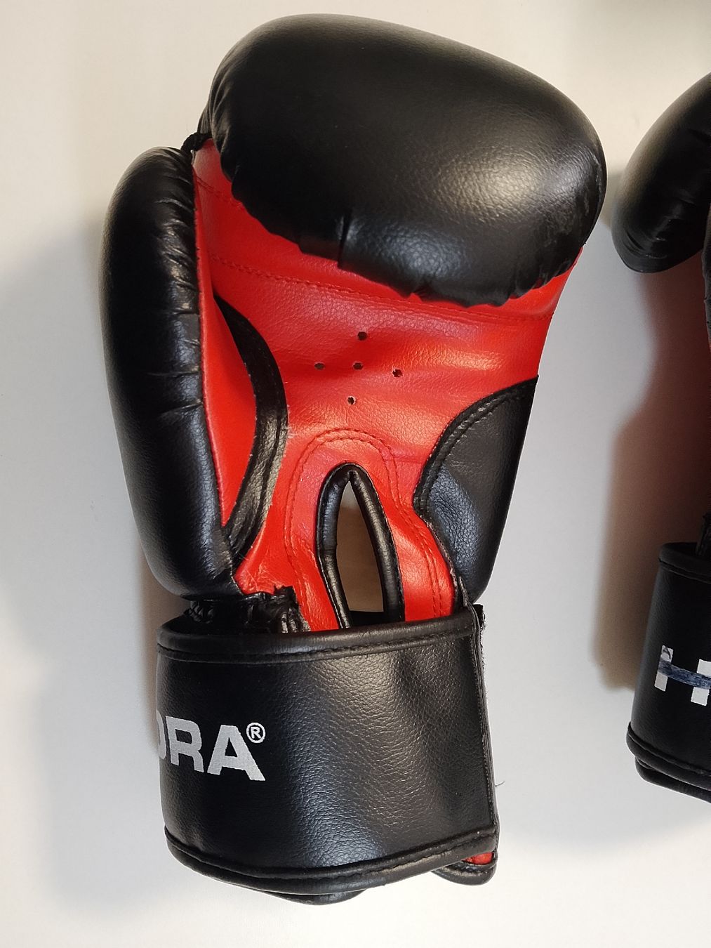 Gants & mitaines : HUDORA Boxhandschuhe – D'occasion à Biel/Bienne par Vintage-timearts 1