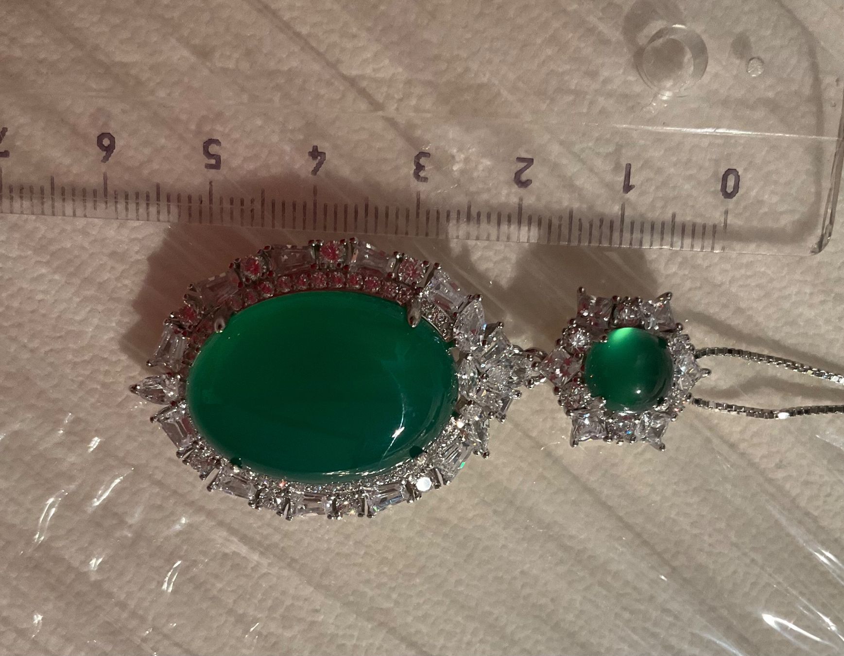 Ketten: Schönes Collier in Silber 925 mit grossem Chrysopras – Neu (gemäss Beschreibung) aus Bern von Steinfieber 2
