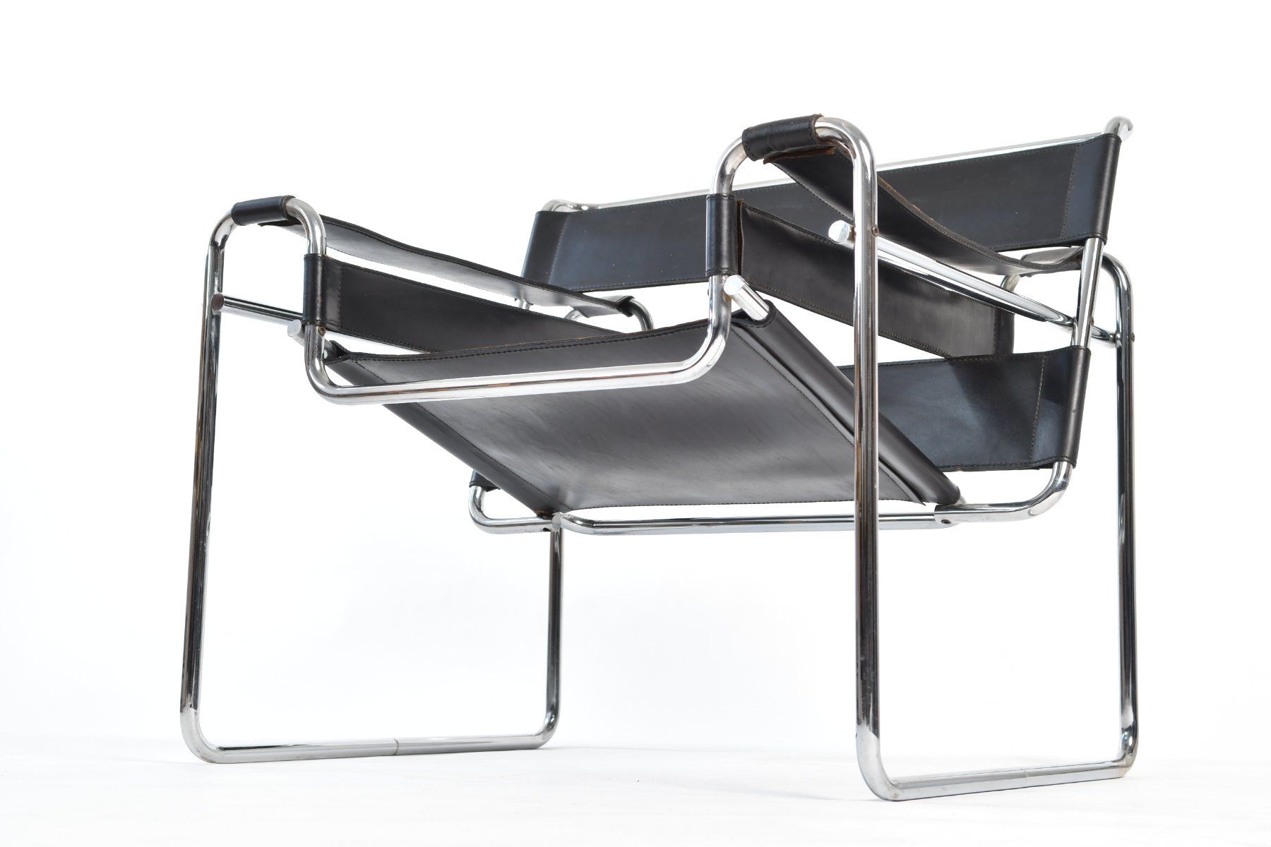 Breuer Poltrone: Marcel Breuer Wassily Chair – Usato da Zürich venduto da IndividumCH 8