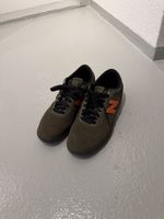 Sneaker New Balance khaki, praktisch neu