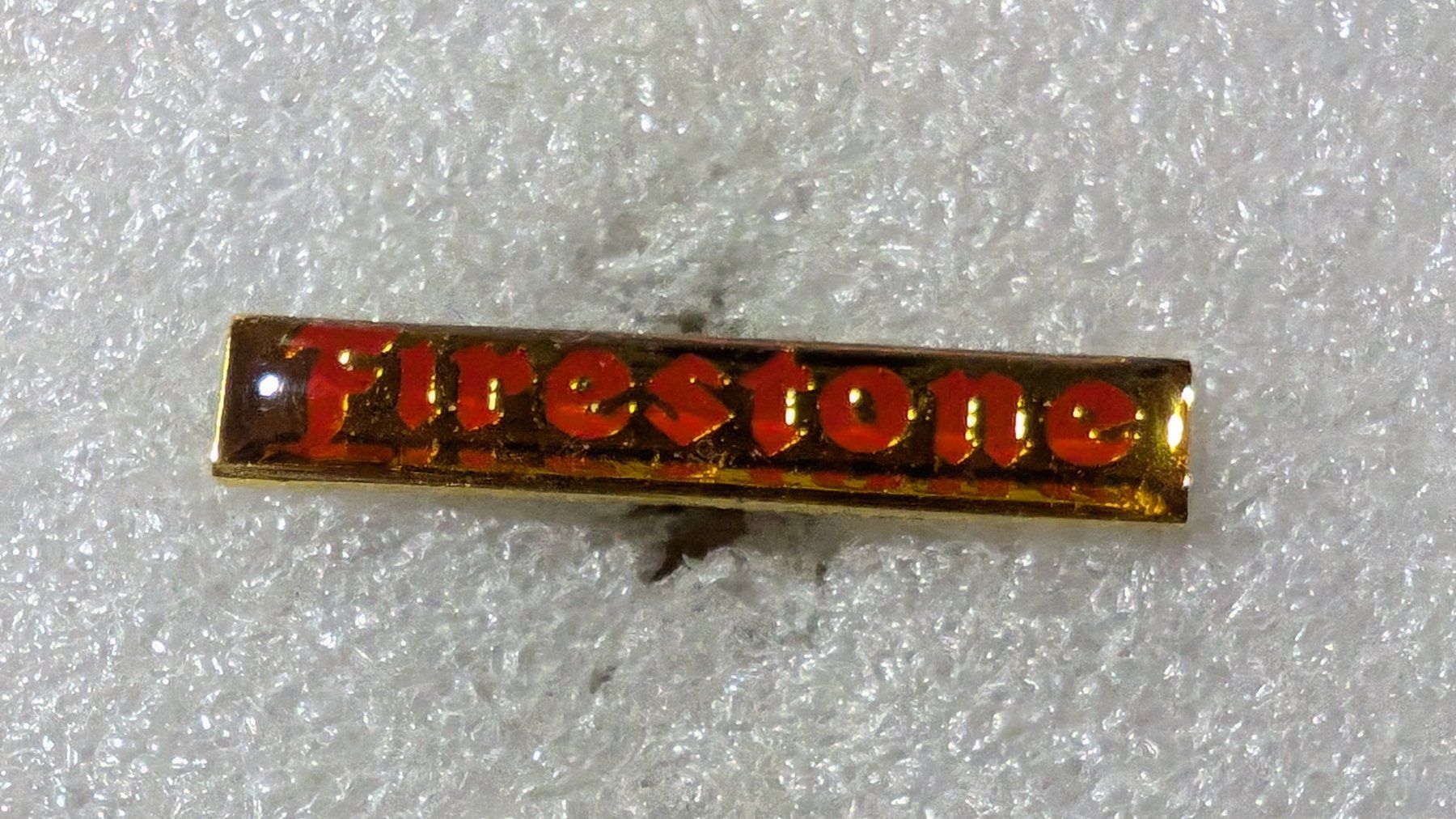 Placchette & Badge: Ansteckpin 211: Firestone – Usato da Oppligen venduto da Pin-Fall-Shop