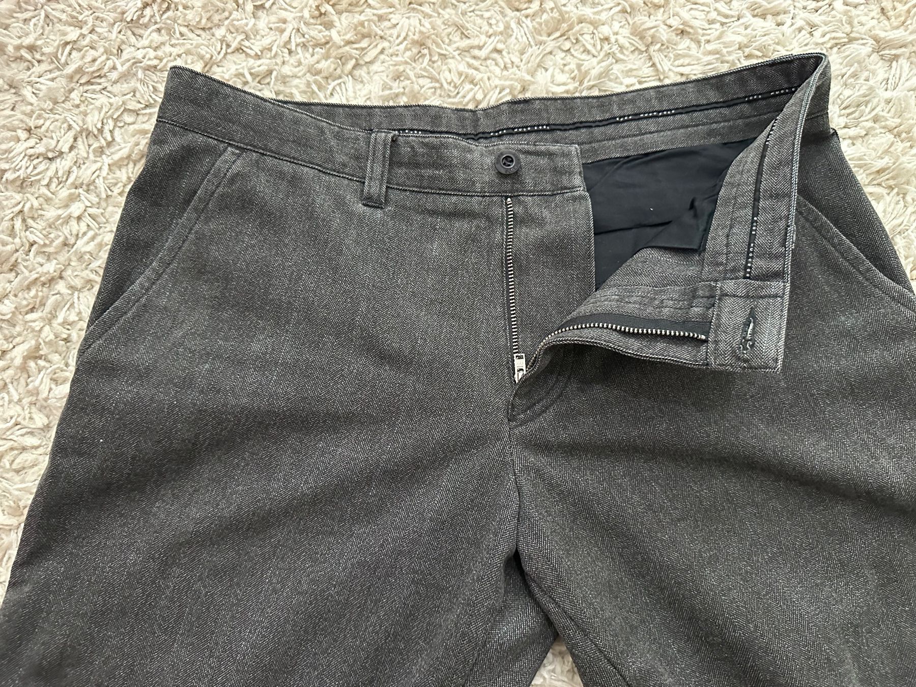 Hugo Boss Pantaloni: Hose HUGO Boss Gr.46 – Usato da Bern venduto da BrandVilla 4