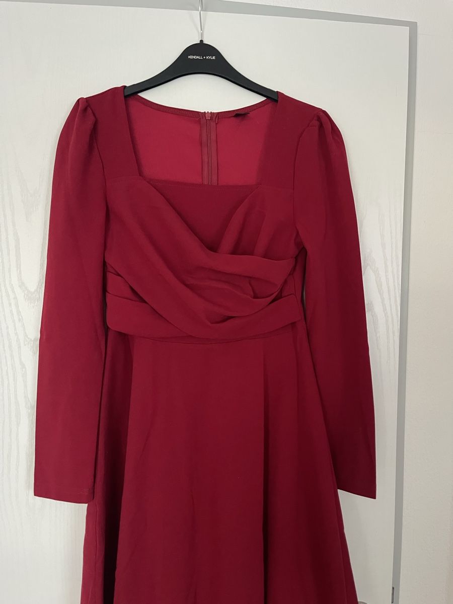 Shein Vestiti: Rotes Kleid mit langen Ärmeln, Grösse 36 - Herbst/Winter – Usato da Bremgarten AG venduto da arl_8nbf 1