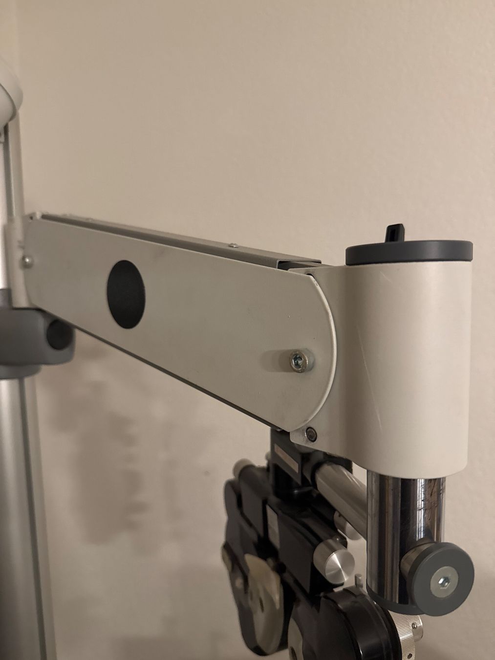 Attrezzature mediche: Refraktionseinheit mit Stuhl – Usato da Olten venduto da buj_kym9 2